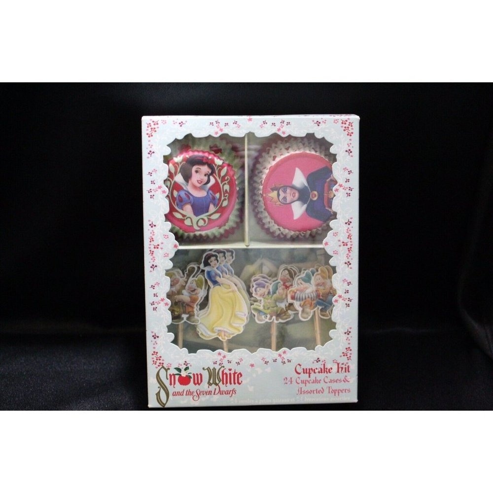 Disney Snow White 7 Dwarfs Cupcake Decorating Kit 48 Pieces Unopened Box